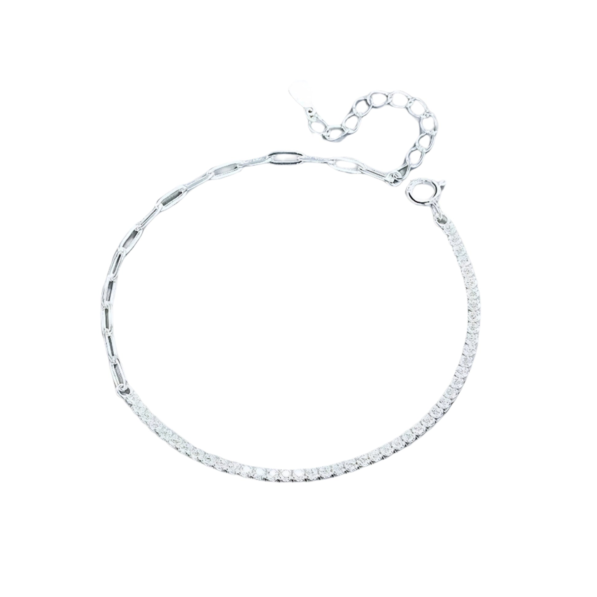 Silver bracelet with a diamond tennis chain.